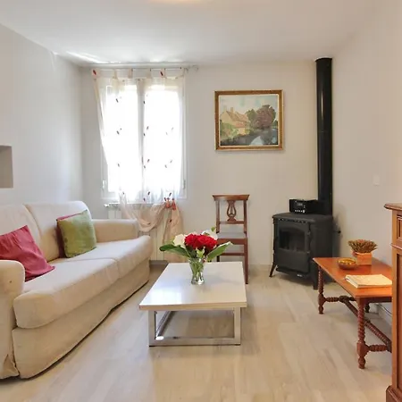 לינה וארוחת בוקר La 4*